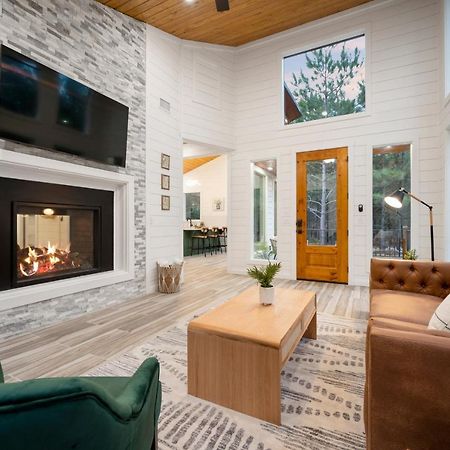 Sugar In The Pines - Luxury Honeymoon Cabin Broken Bow Exterior photo